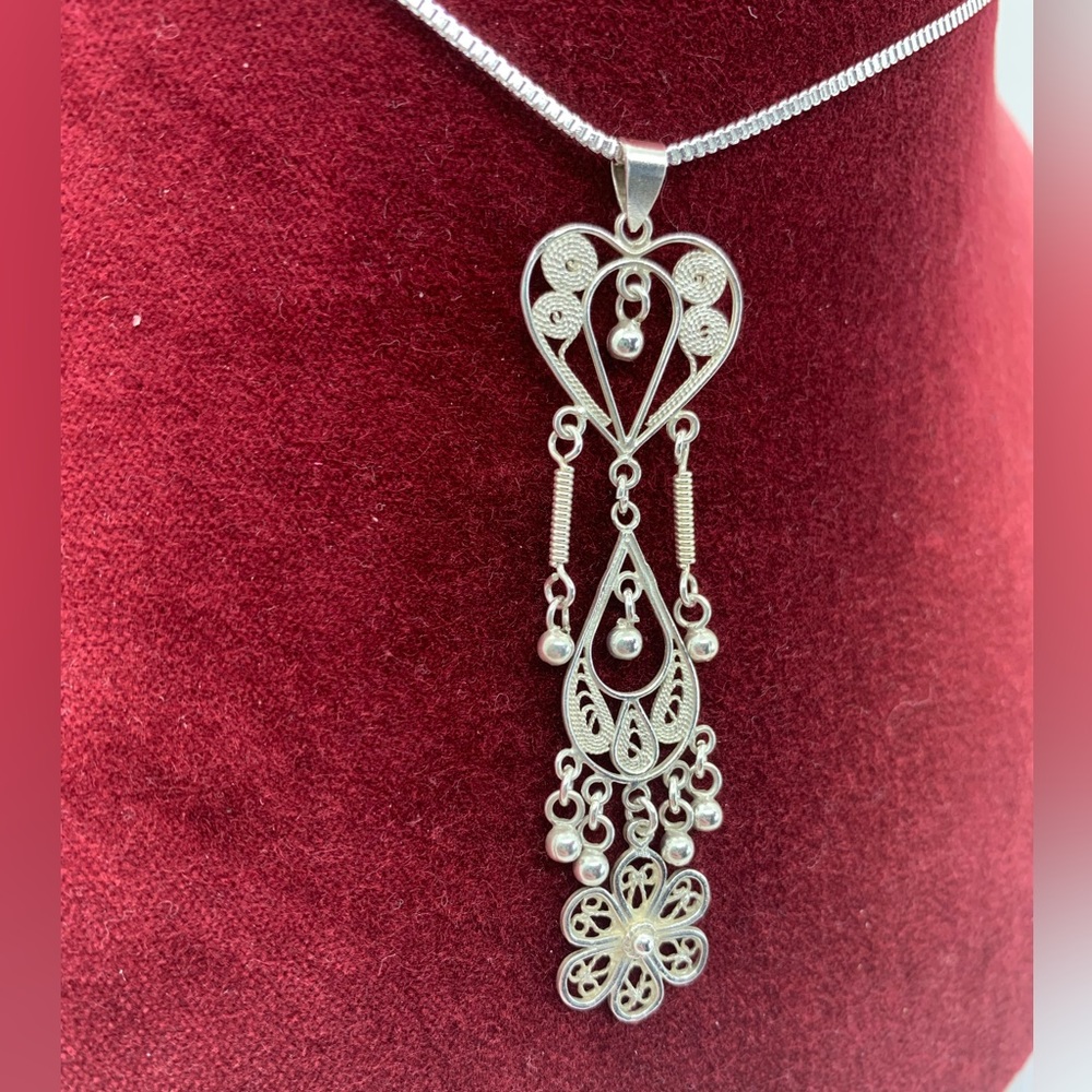 Amazing Silver Vintage Style Chandelier Necklace with 925 Silver Box Chain